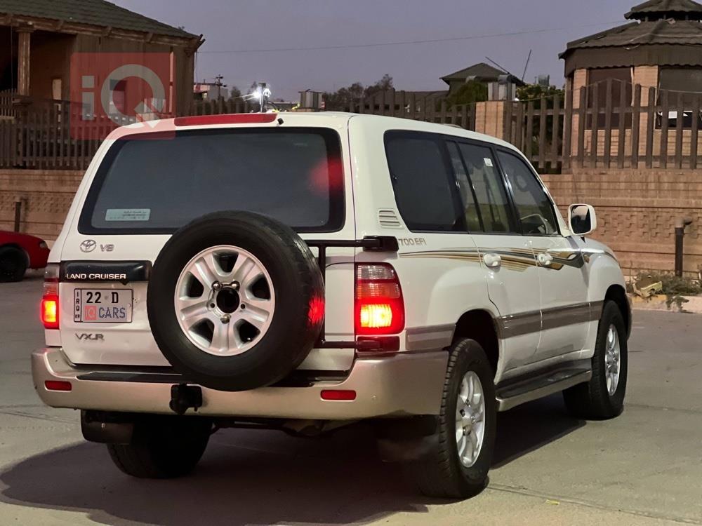 تويوتا لاندكروزر